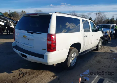 2012 Chevrolet Suburban 1500 Lt из США, поврежденный, VIN 1GNSKJE73CR182783